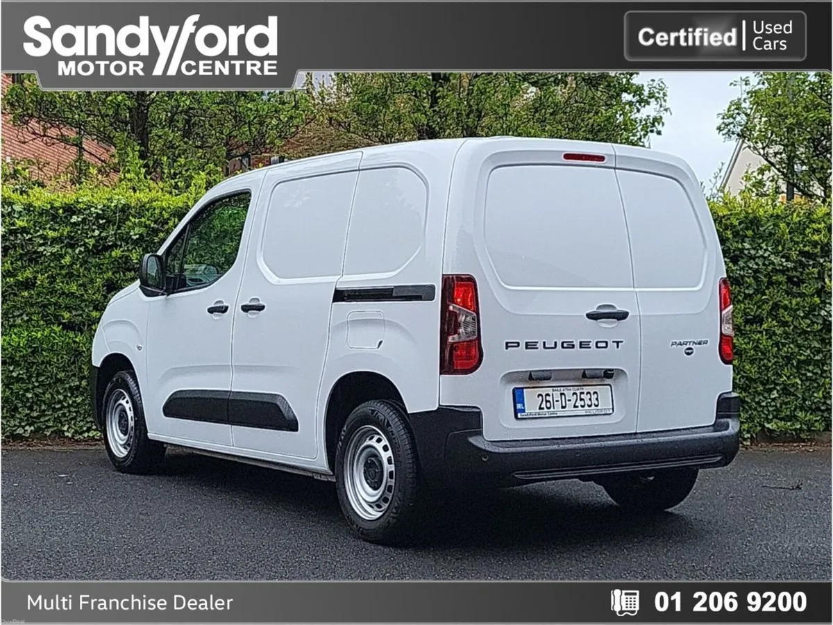 Peugeot Partner PARTNER PRO PLUS1.5 HDI**DEMO** - Image 4