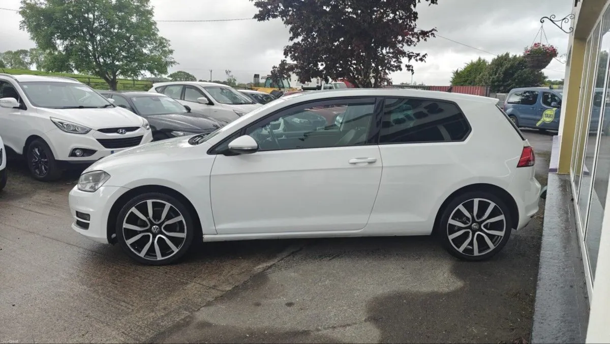 Volkswagen Golf 2.0 TDI GT 150HP HIGHLINE - Image 4