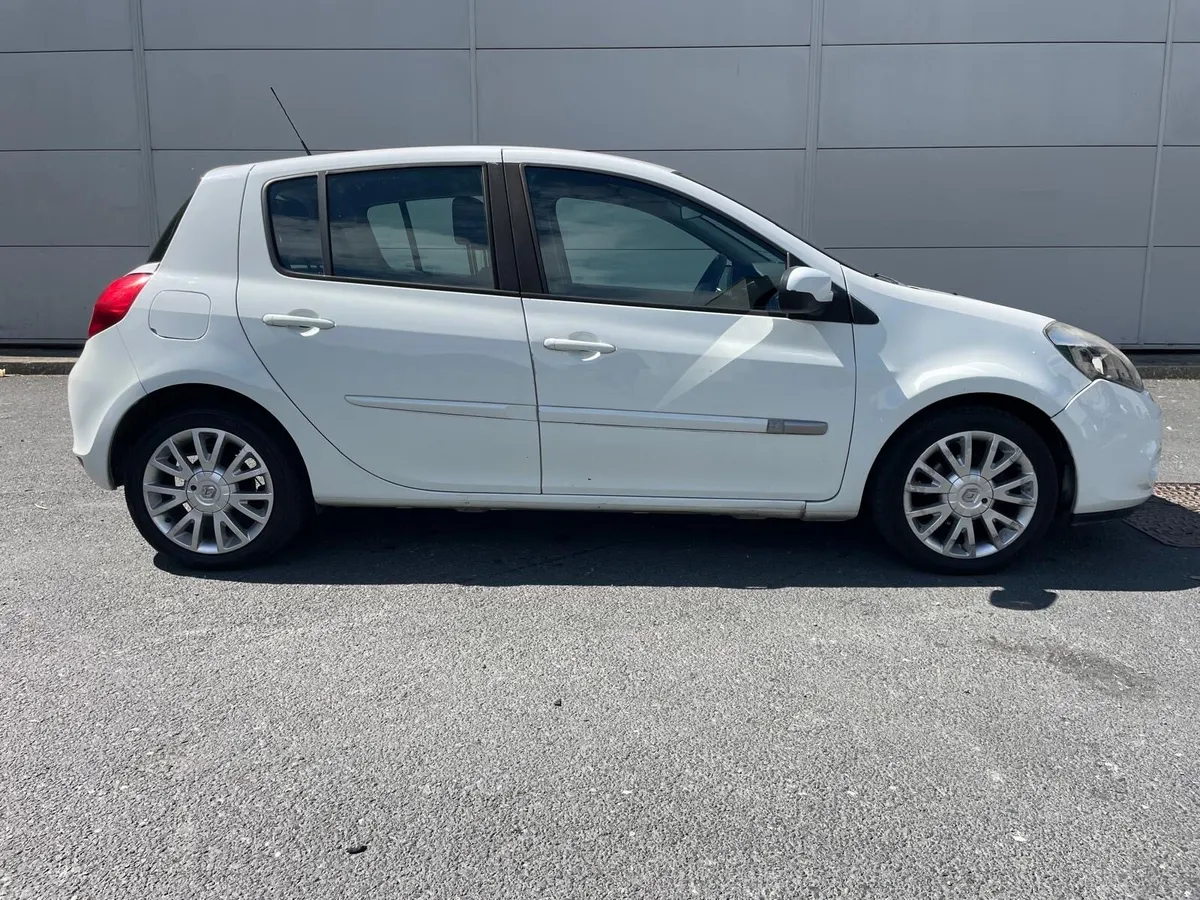 2011 Renault Clio 1.2 NEW NCT only 71k miles - Image 4
