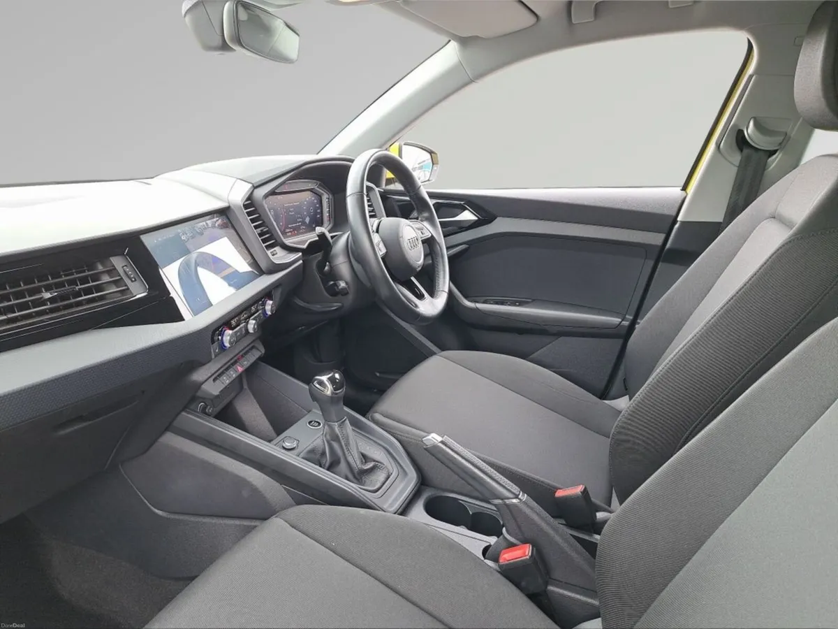 Audi A1 TFSI AUTOMATIC SPORT BACK - Image 4