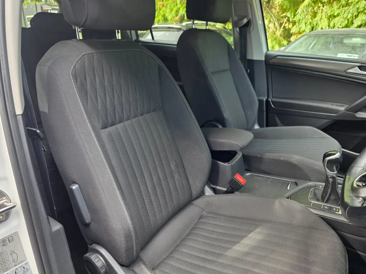 2022 Volkswagen Tiguan ALLSPACE 2.0 TDI LIFE - Image 4