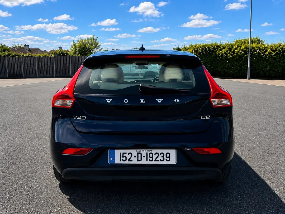 2015 Volvo V40 D2 SE  Fresh NCT 1 Owner From New - Image 4