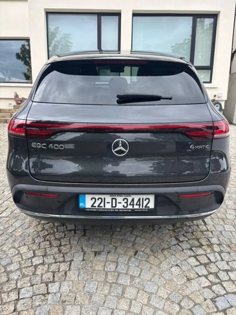 Mercedes-Benz EQC 2022 - Image 2