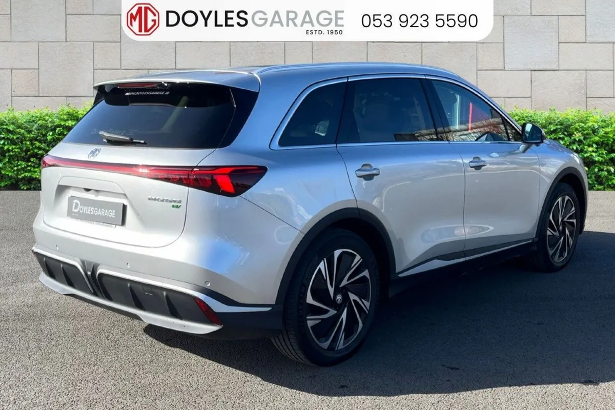 MG MGS6 EV Exclusive 0% Finance Available - Image 3