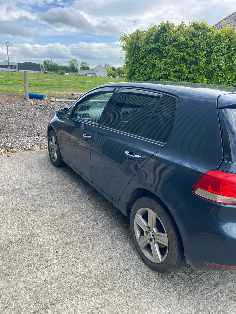 Car - Image 3