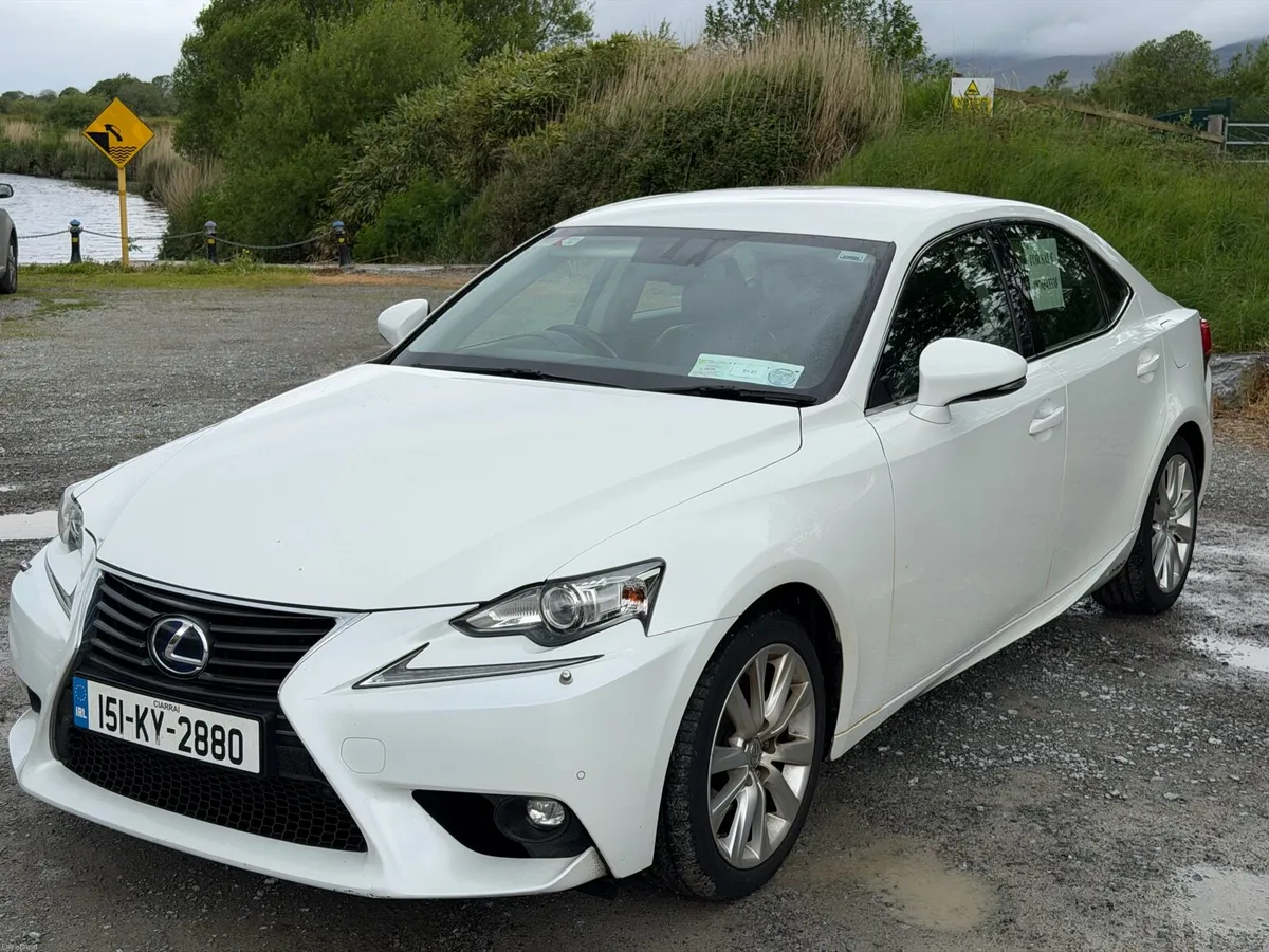 Lexus Is300 H 2.5 Executive Model - Image 1