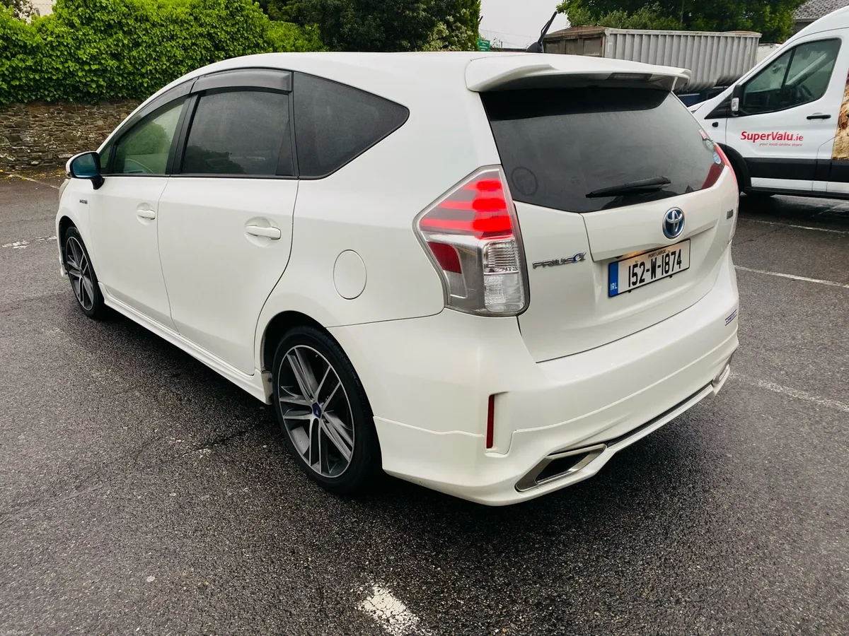 Toyota Prius 7 SEATER AUTOMATIC HYBRID - Image 2