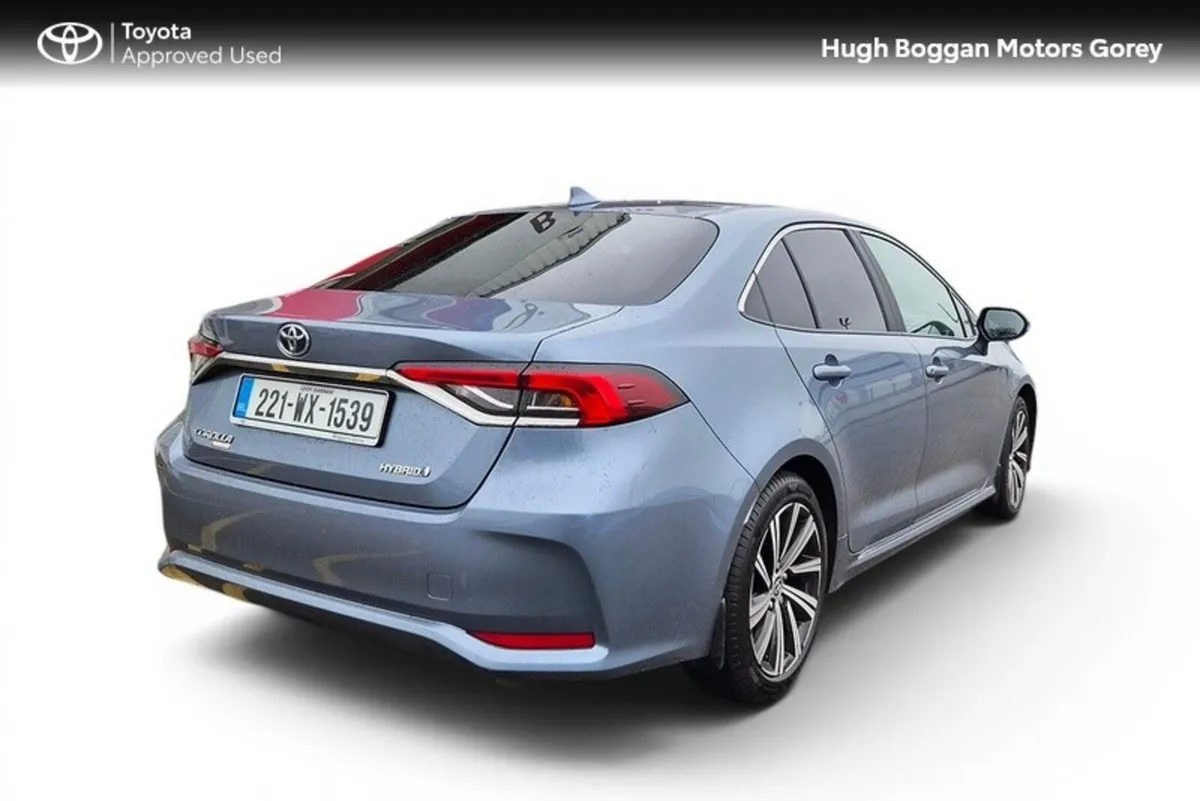 Toyota Corolla Luna Sport Hybrid - Image 2