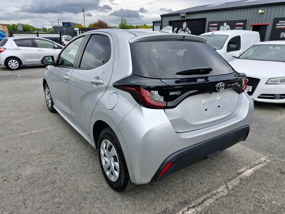 2022 Toyota Yaris 1L Automatic Fresh NCT - Image 3