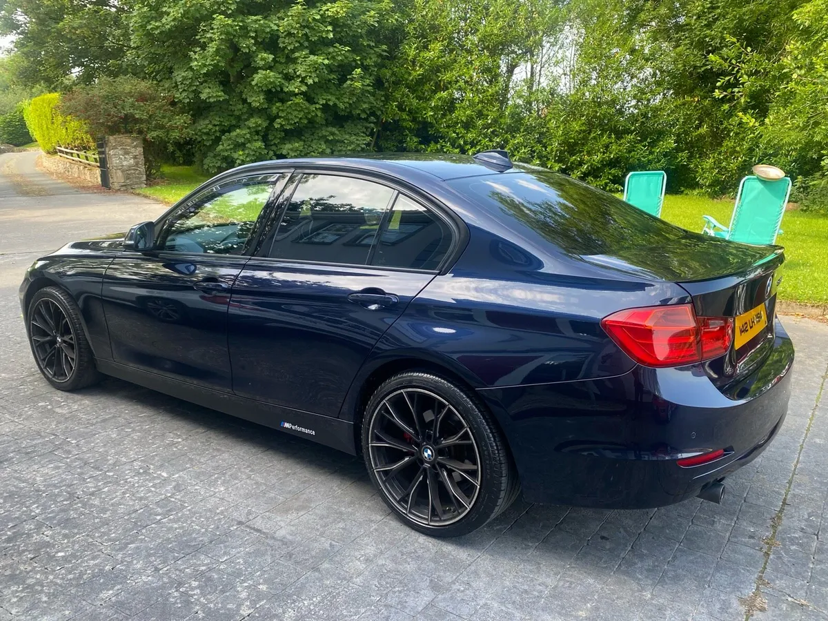 BMW 318d - Image 4