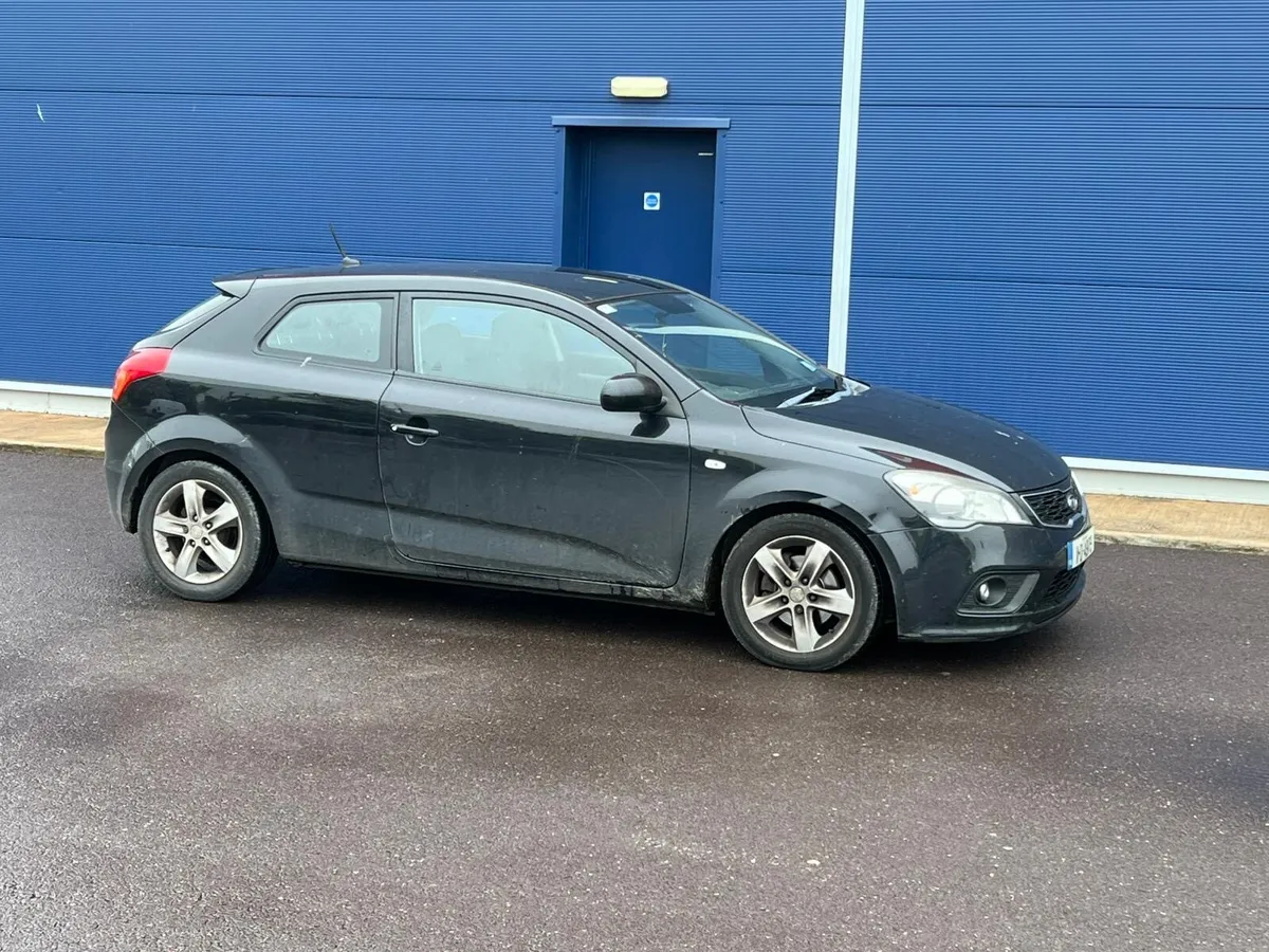 Kia Ceed - Image 4