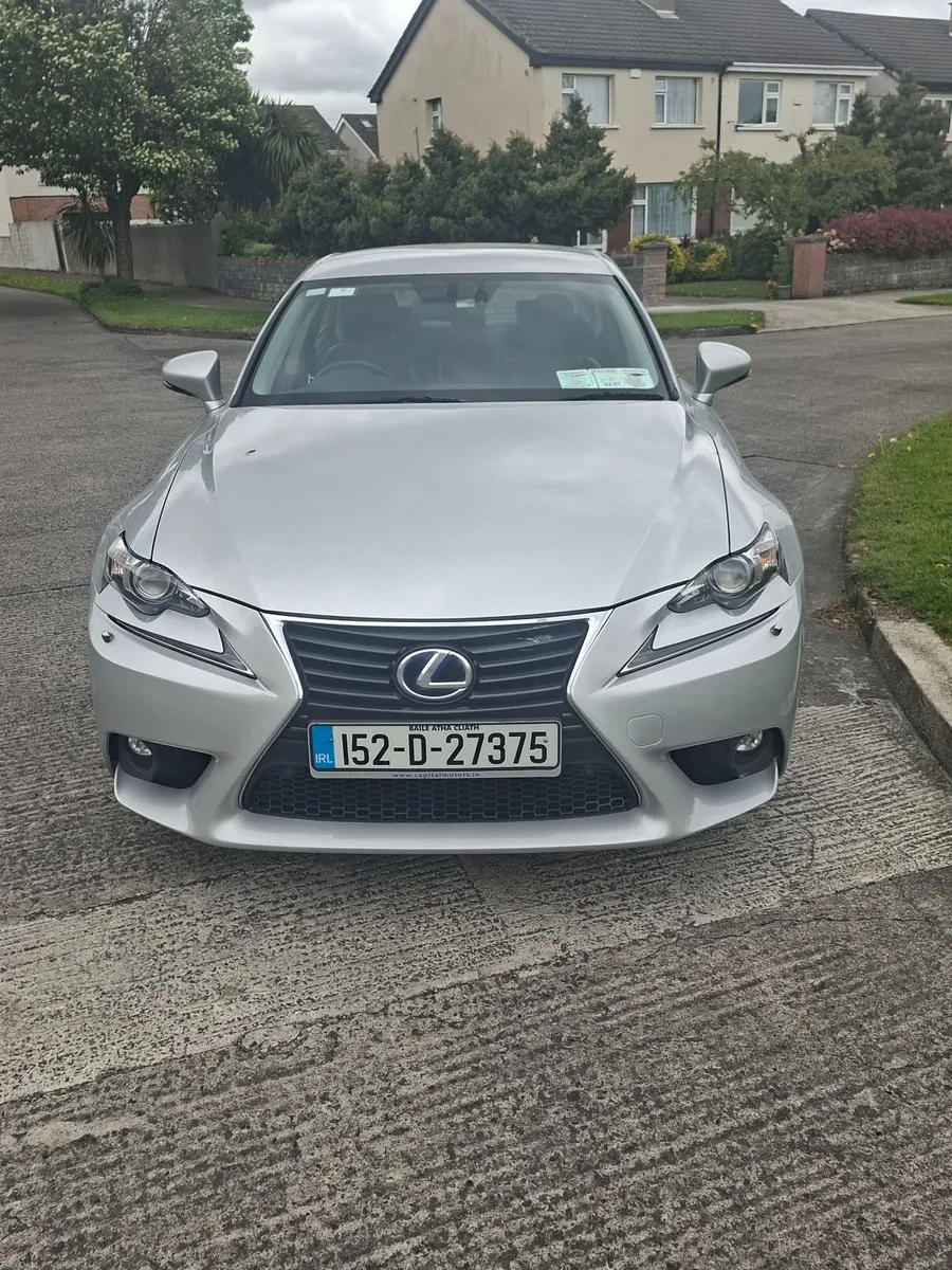 152 Lexus IS 300H 2.5 Executive - Image 1