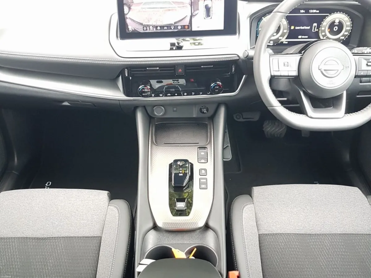 Nissan Qashqai ePOWER SV PREMIUM - Image 4