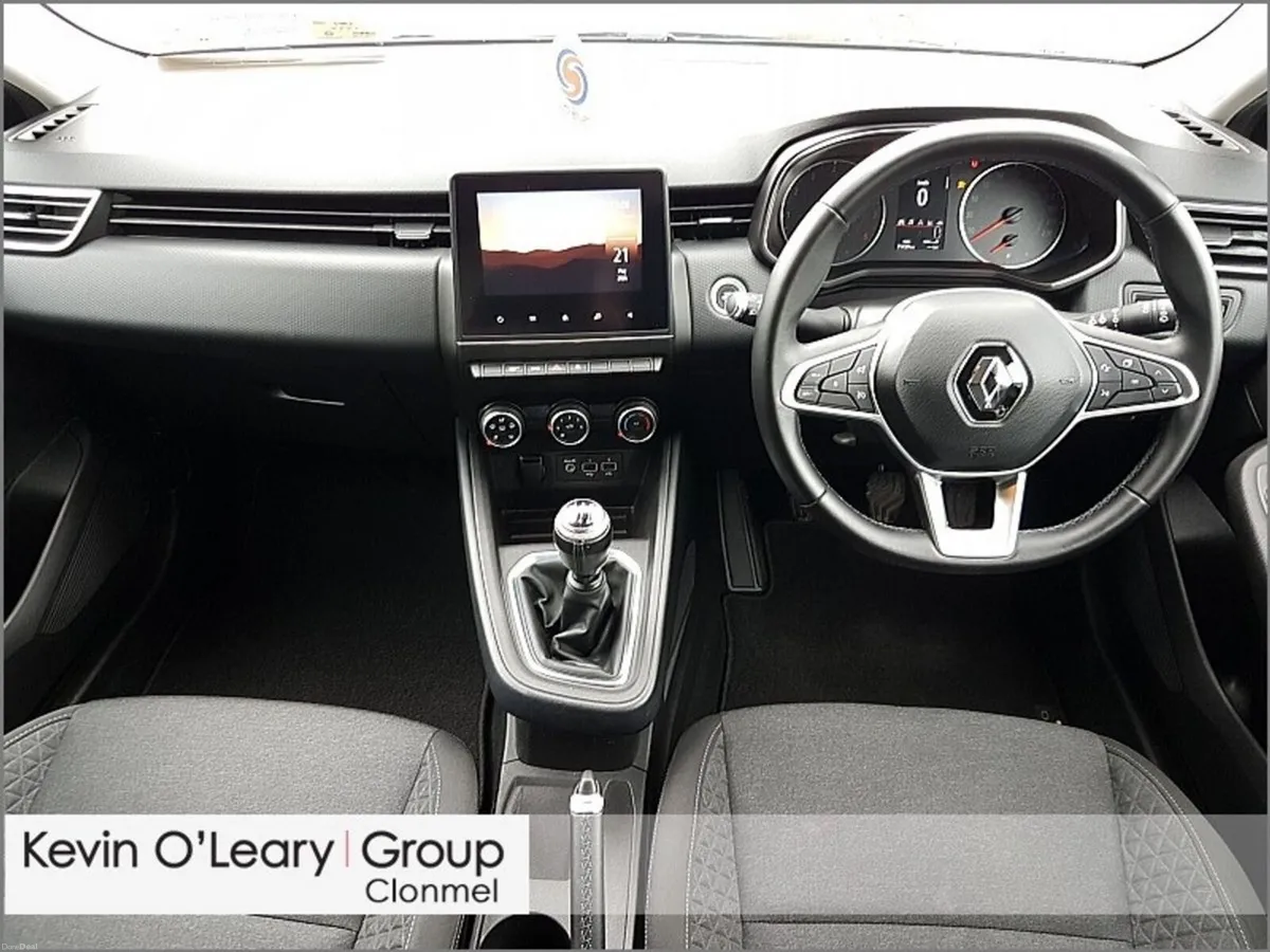 Renault Clio Iconic TCe 100 MY19 - Image 2