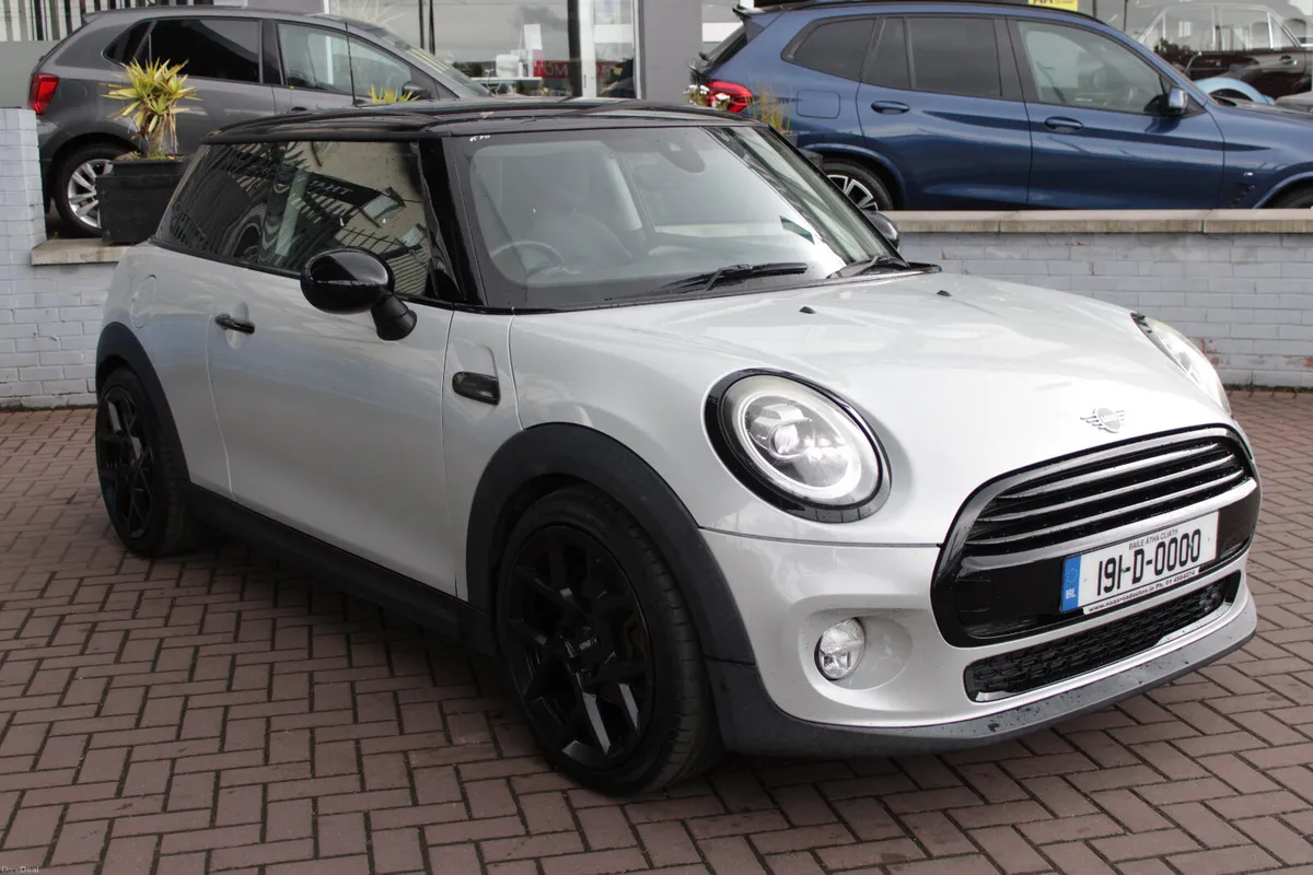 2019 MINI COOPER 1.5 HATCHBACK 3DR AUTO - Image 2