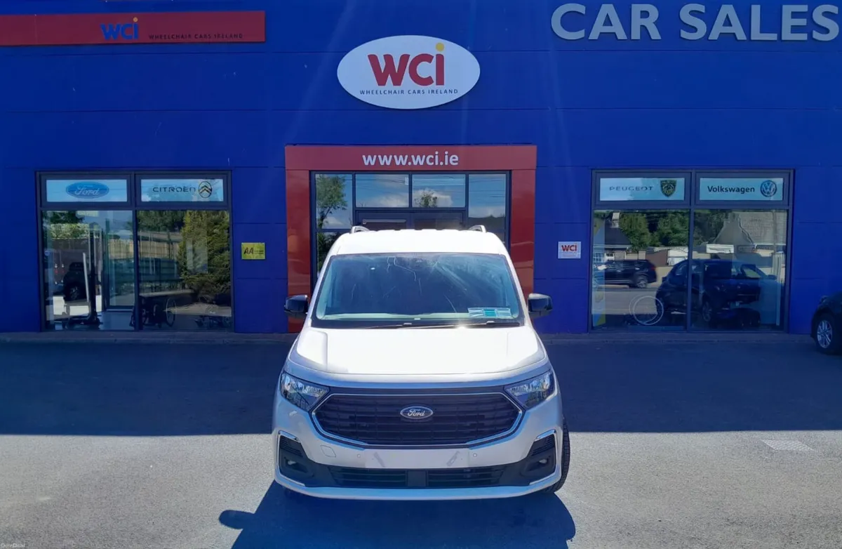 Wheelchair Accessible Ford Tourneo - Image 2