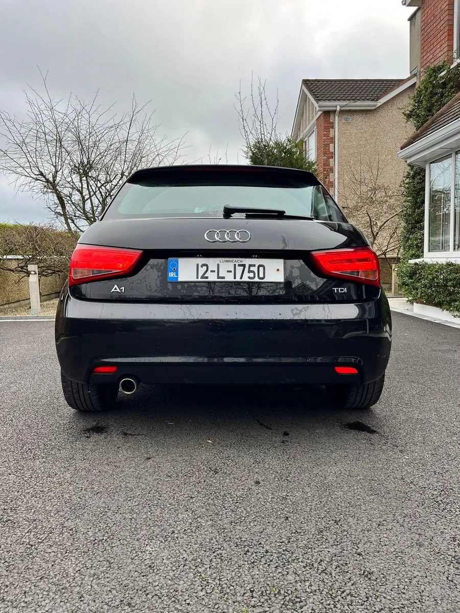 Audi A1 Sport Black Diesel - Image 4