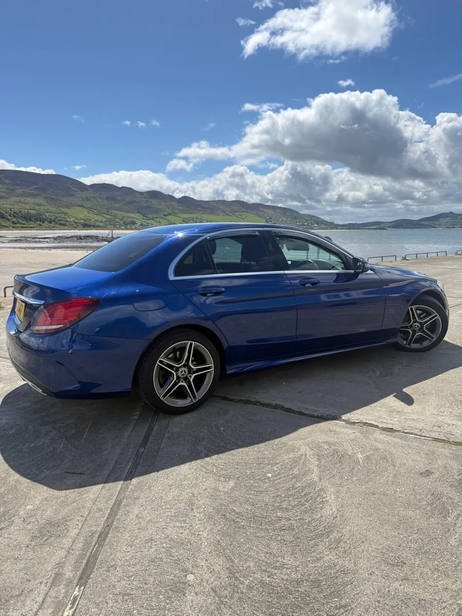 Mercedes-Benz C-Class 2020 - Image 2