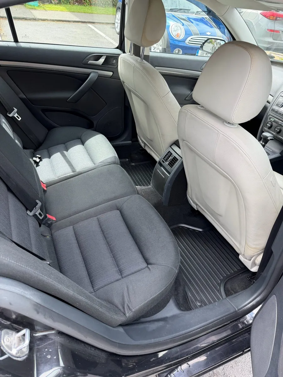 Skoda Octavia  Automatic + Tax 02.27 - Image 4
