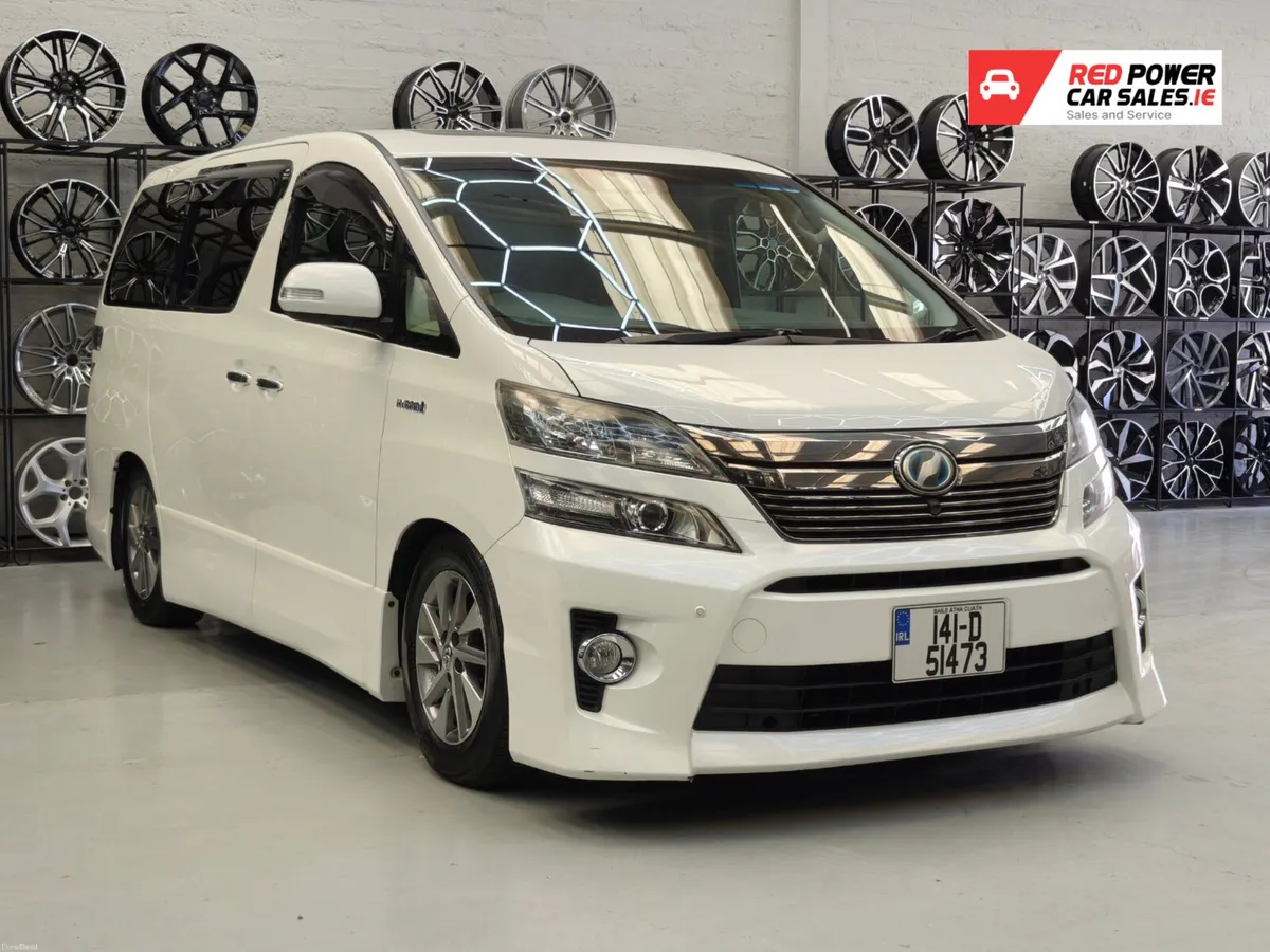 2014 Toyota VELLFIRE 2.4 PETROL HYBRID MPV - Image 4