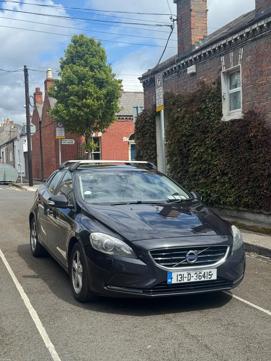 Volvo V40 2013 - Image 4