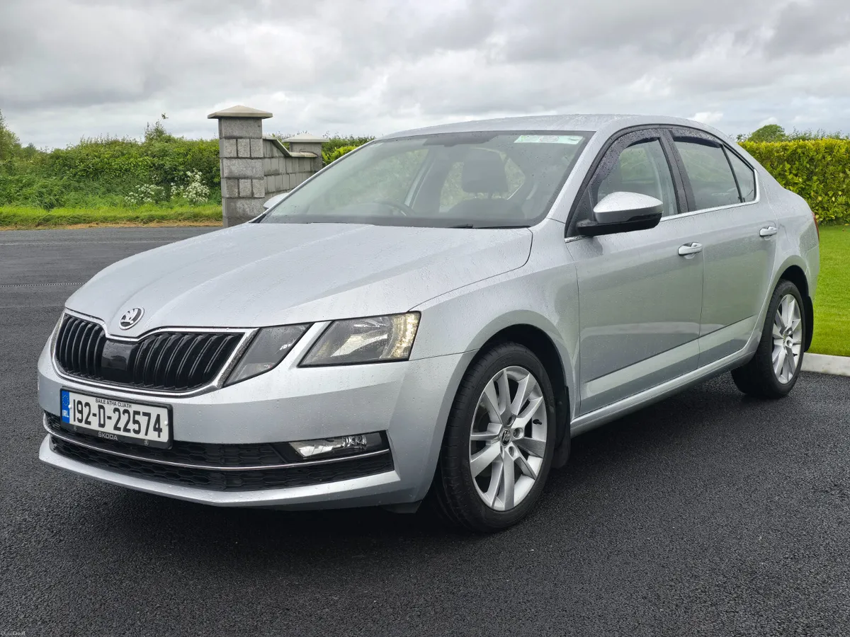 192 Skoda Octavia 1.6 diesel Style Low Km - Image 3