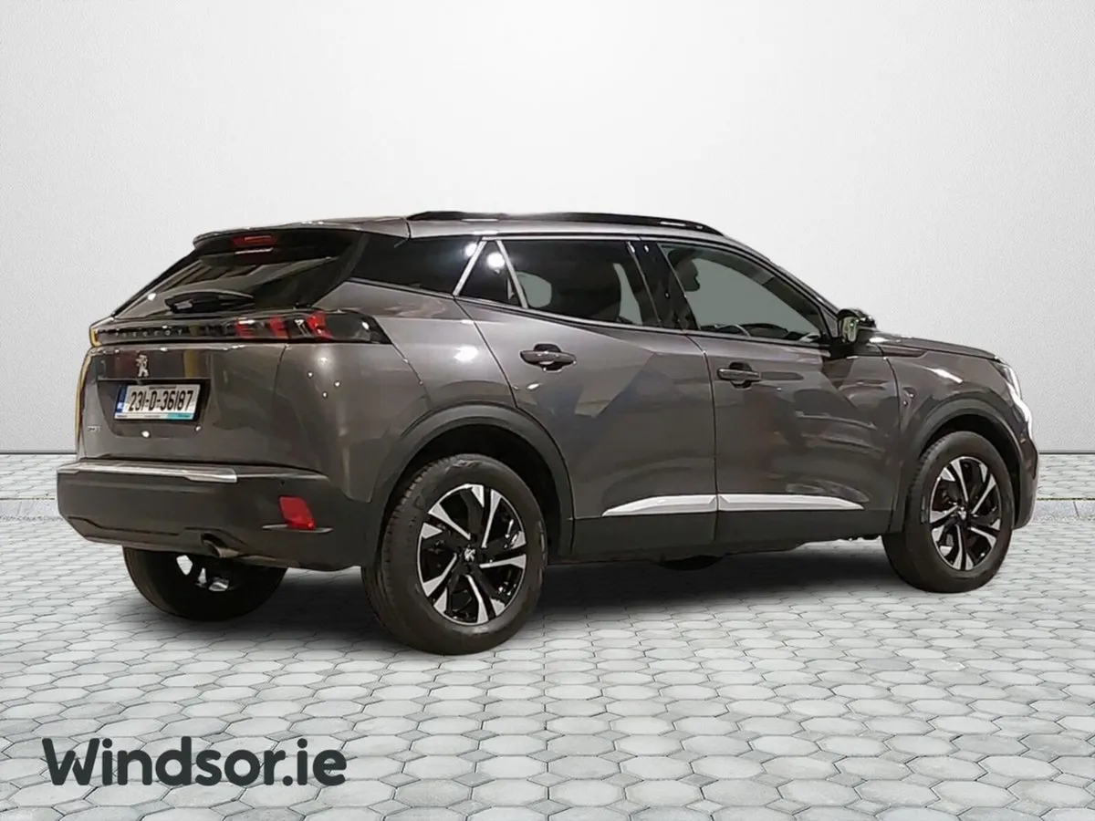 Peugeot 2008 1.2 Puretech 100bhp Allure - Image 2