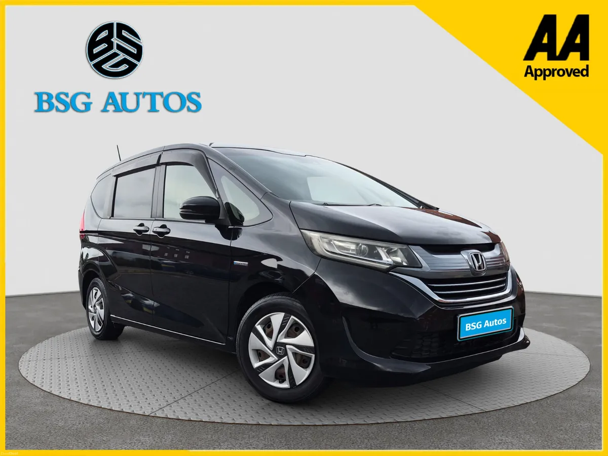 2017 HONDA FREED 1.5 HYBRID AUTO*6 SEATER* FINANCE - Image 1
