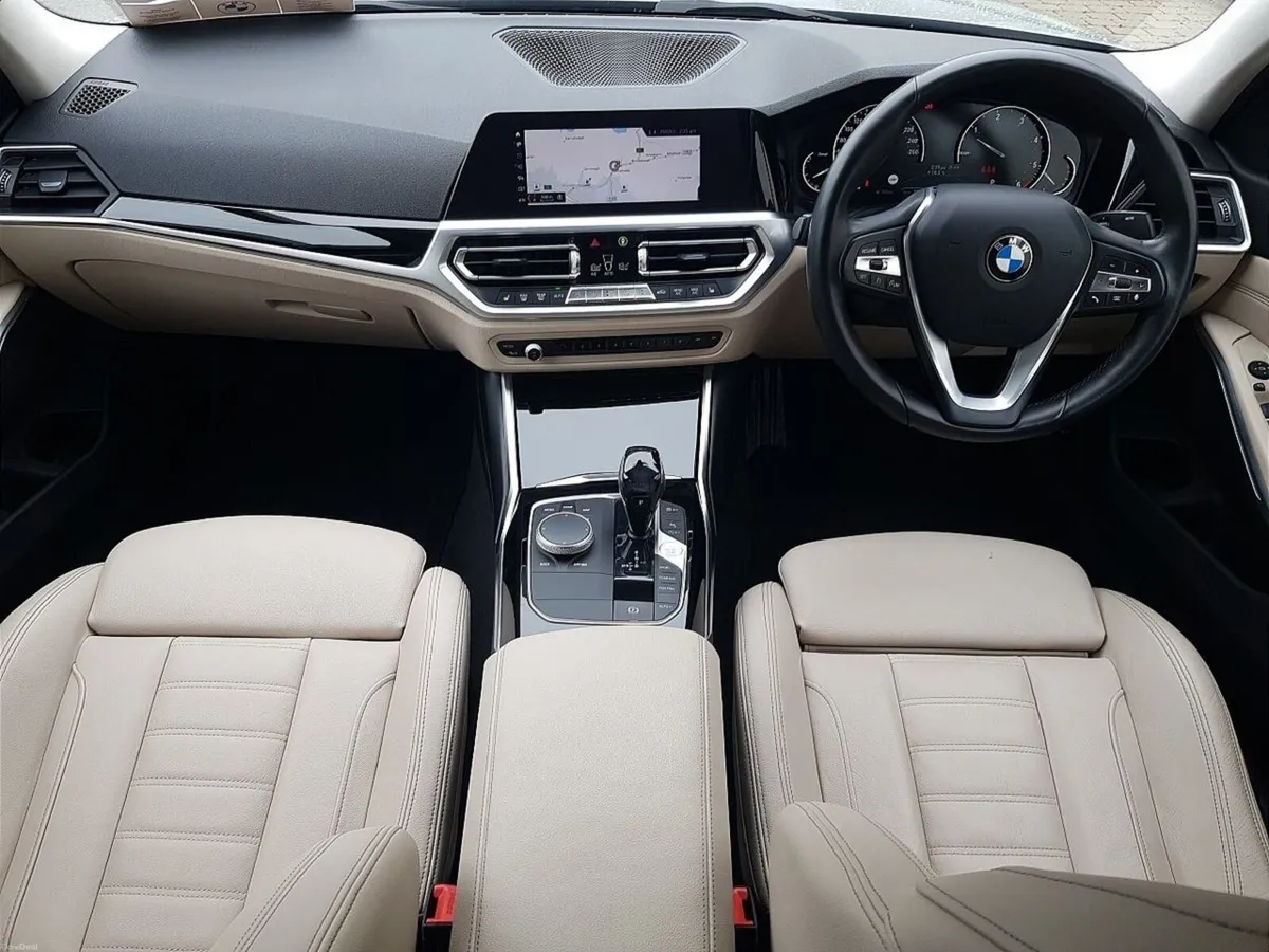 BMW 3-Series 318d SE - Image 4