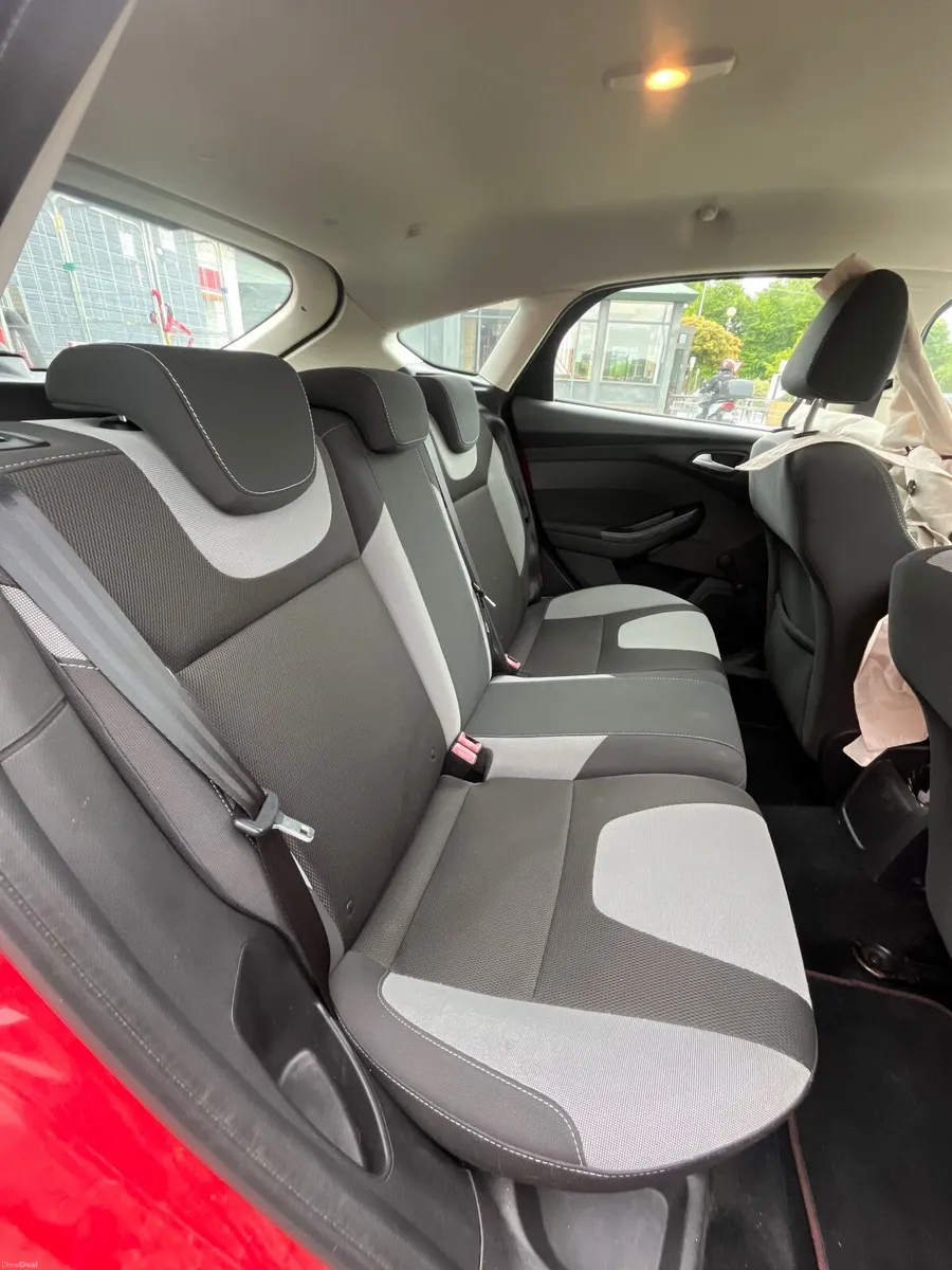 Ford Focus 2014 - Image 6