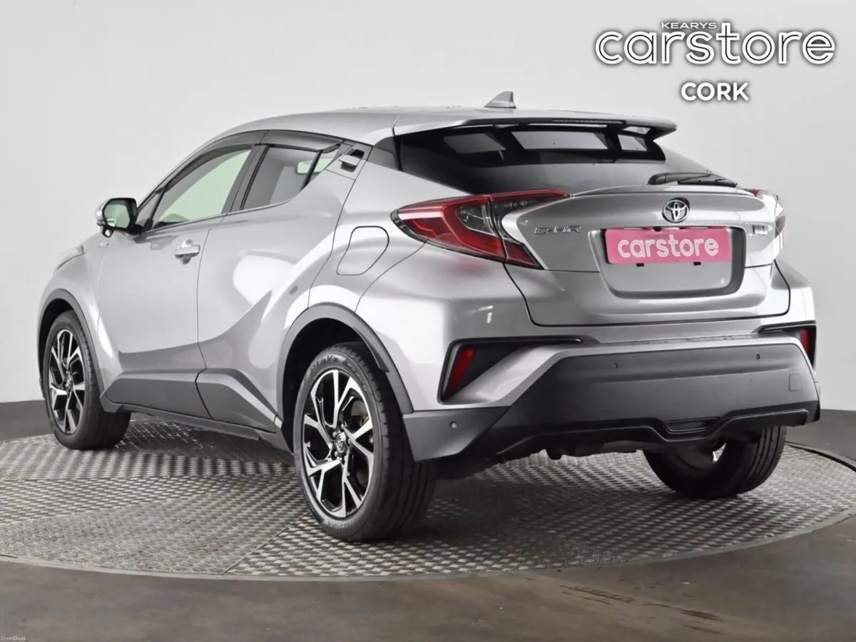 Toyota C-HR 1.8 HYBRID Auto - Image 3