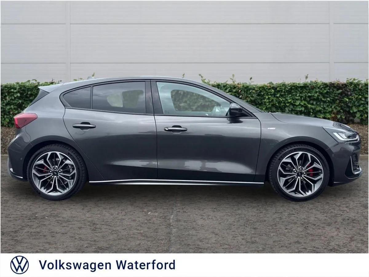 Ford Focus 1.0L EcoBoost 125PS ST-Line Vignale - Image 4