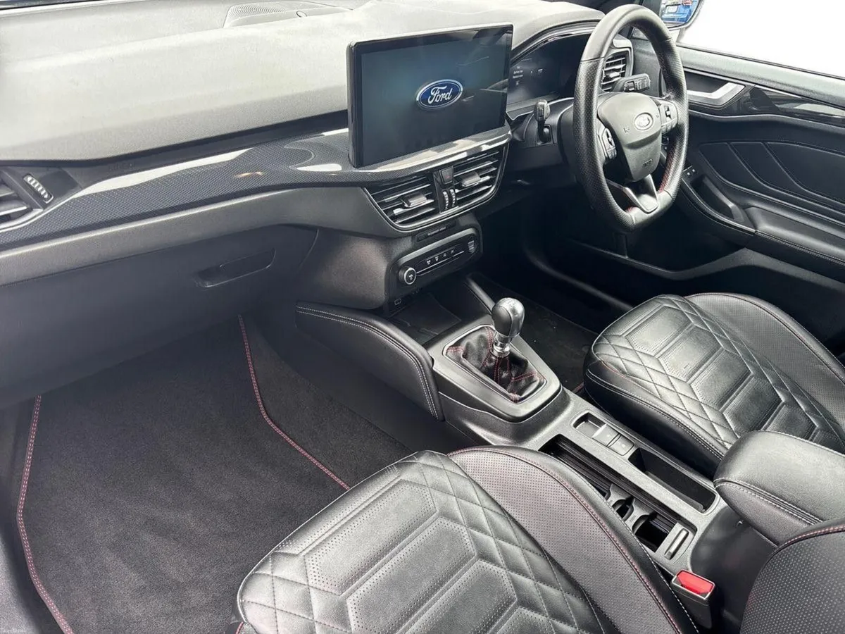 Ford Focus 1.0L EcoBoost 125PS ST-Line Vignale - Image 2