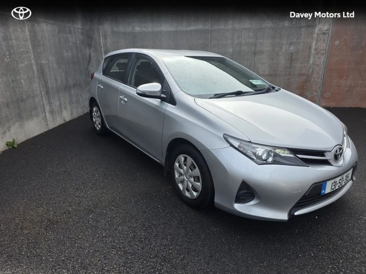 Toyota Auris AURIS 1.33 5DR TERRA NG - Image 1