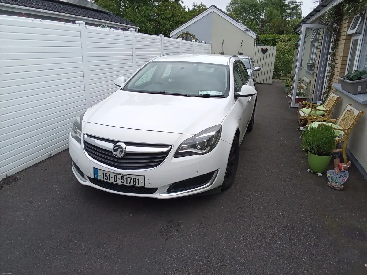 Vauxhall Insignia 2015 - Image 1