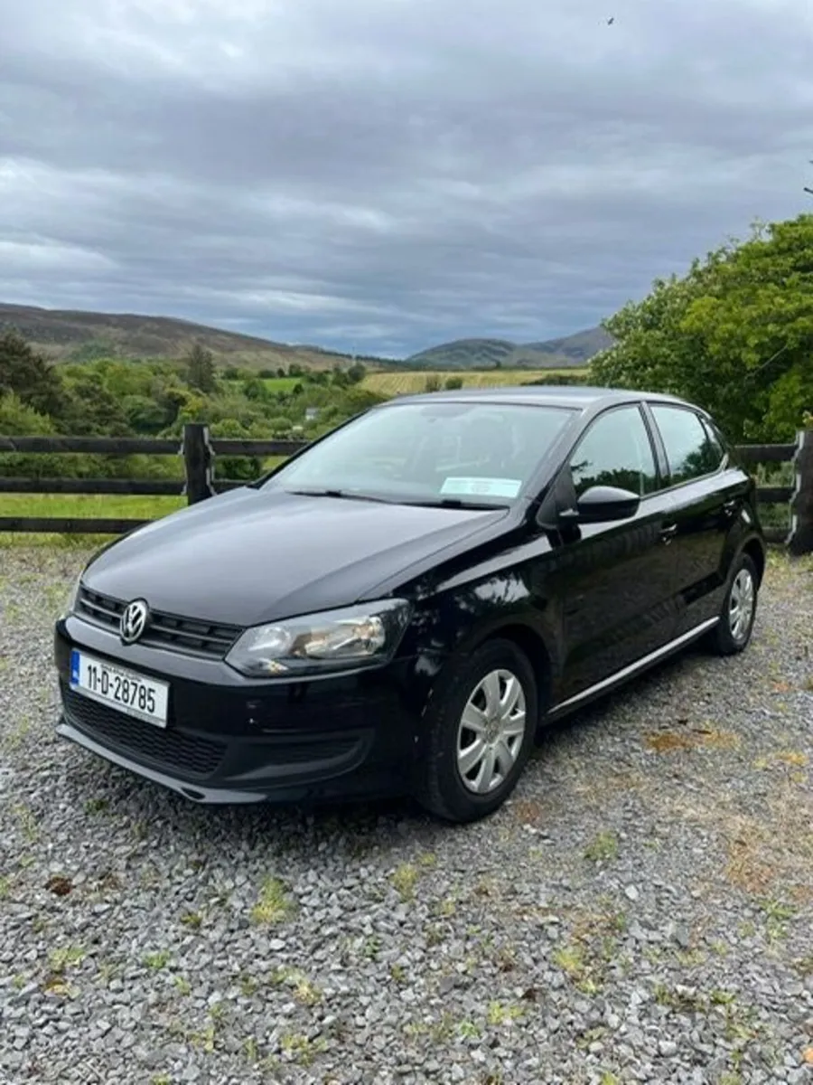 Volkswagen Polo 2011 - Image 2