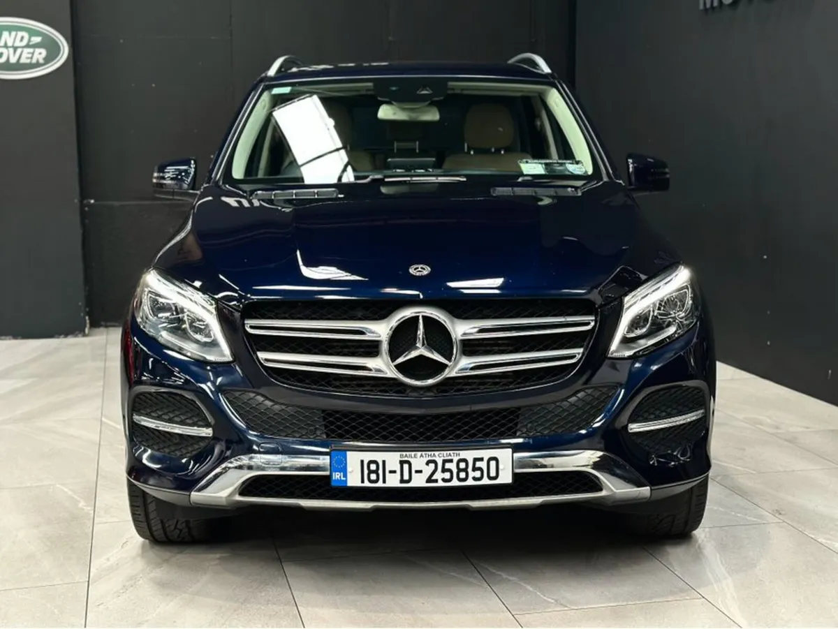 250 CDi 4MATIC 5DR AUTO - Image 3