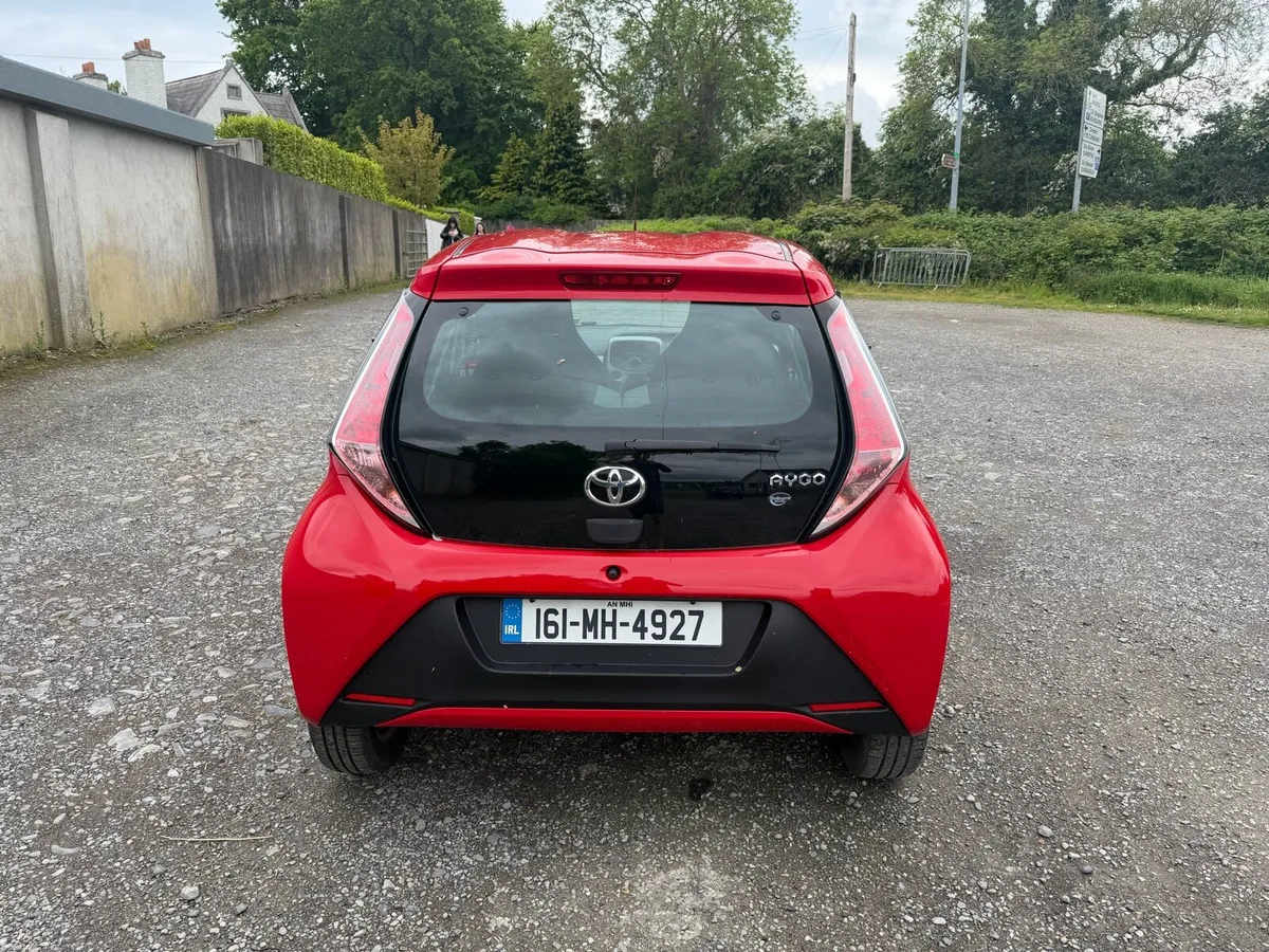 Toyota Aygo NCT 1 OWNER ! - Image 3