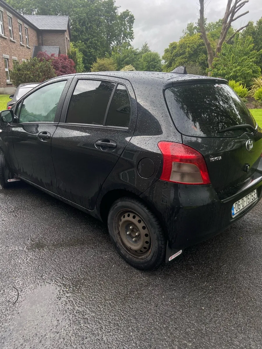 2006 1.0L Toyota Yaris - Image 4