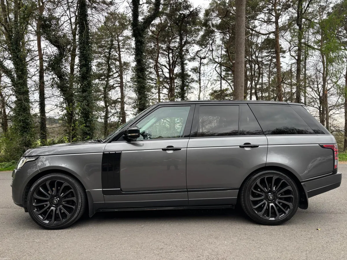 COMING SOON!! 162 LandRover rangerover vogue - Image 2