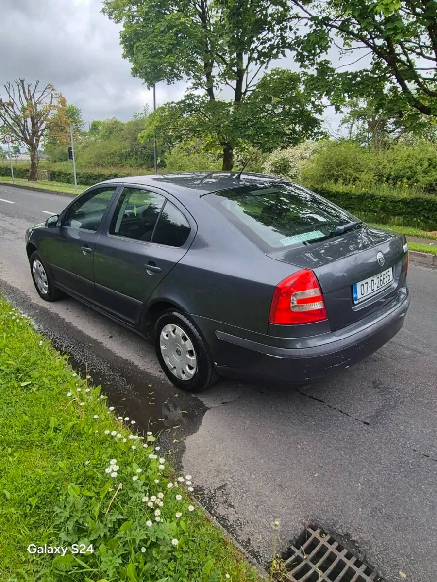 SKODA OCTAVIA Petrol - Image 2
