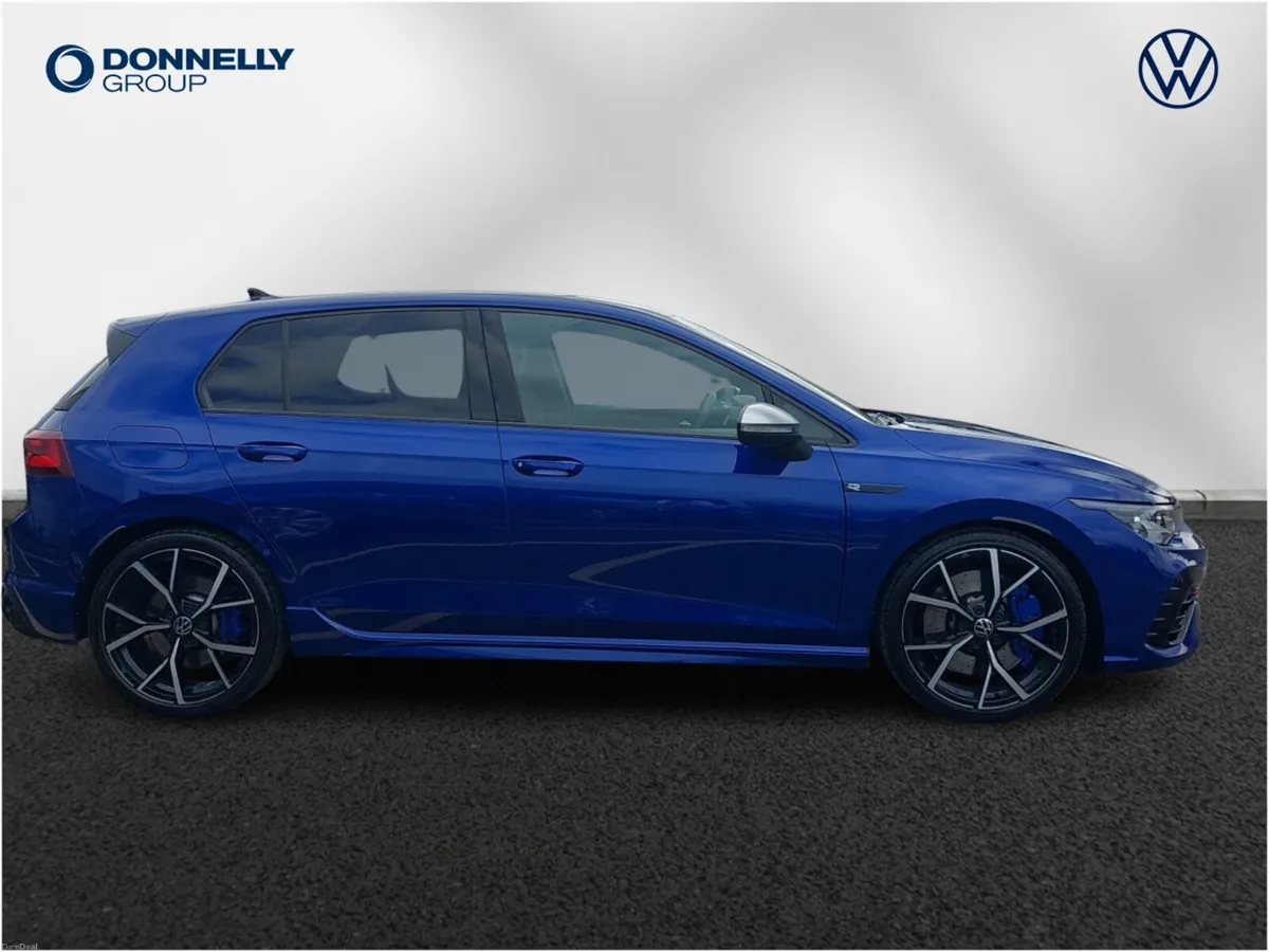 Volkswagen Golf Hatchback R - Image 4