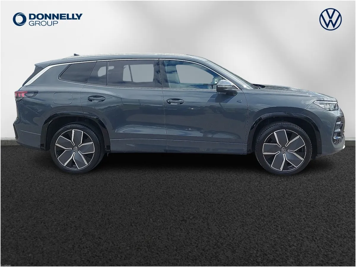 Volkswagen Tayron Diesel Estate R-Line - Image 4