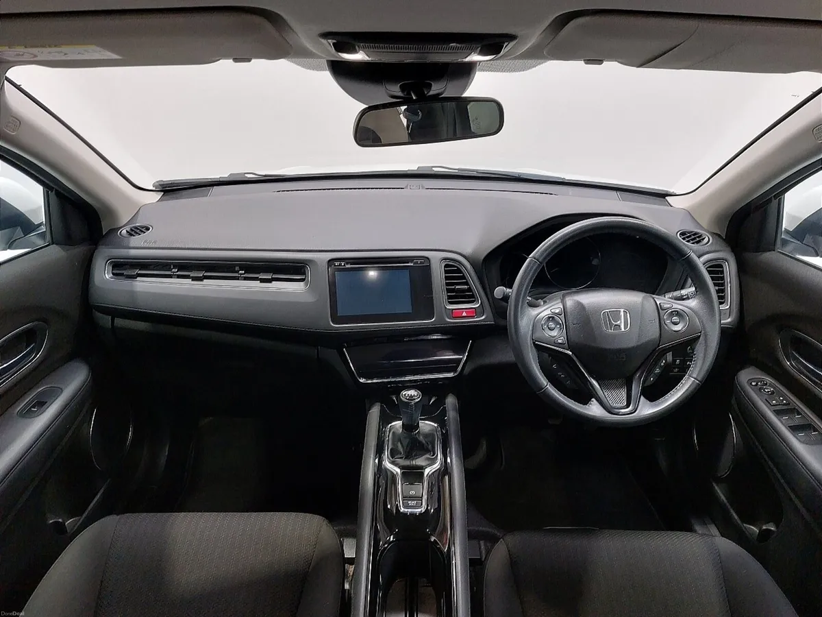 Honda HR-V Hr-V Hatchback SE - Image 4