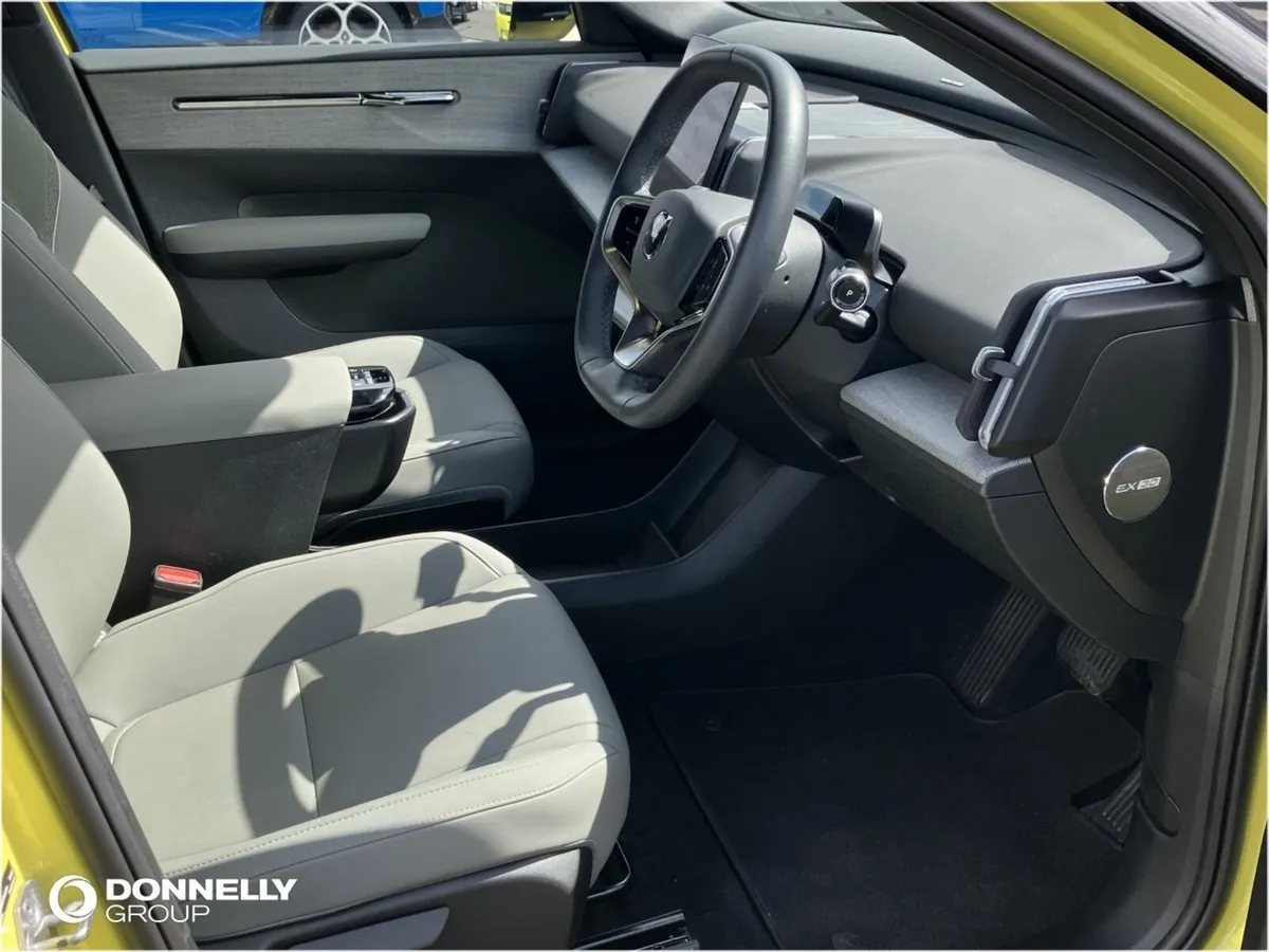 Volvo Ex30 Ex30 Estate Plus - Image 3