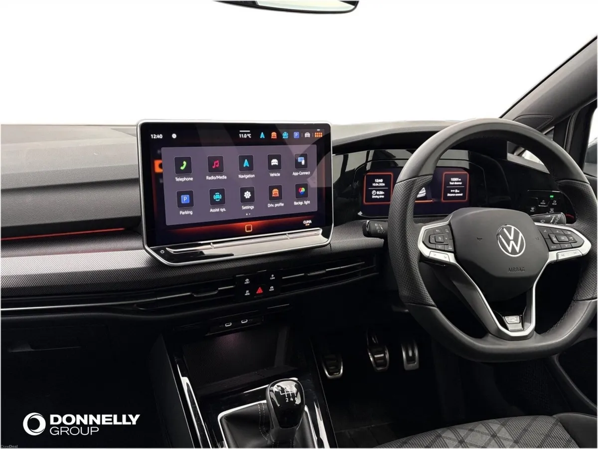 Volkswagen Golf Hatchback R-Line - Image 2