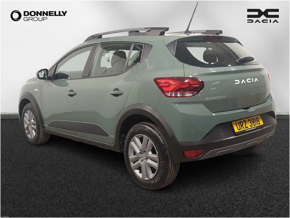 Dacia Sandero Stepway Hatchback Expression - Image 2