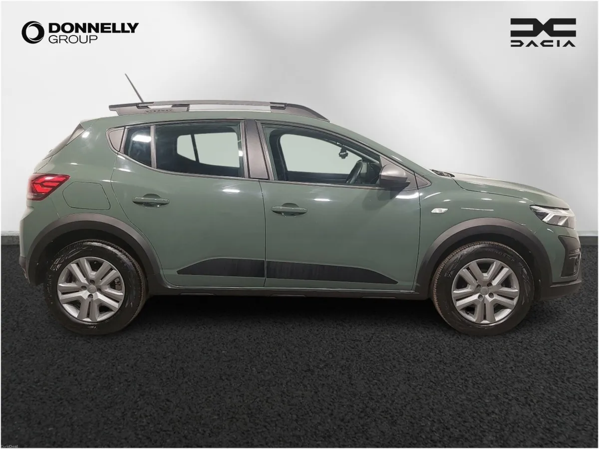 Dacia Sandero Stepway Hatchback Expression - Image 3