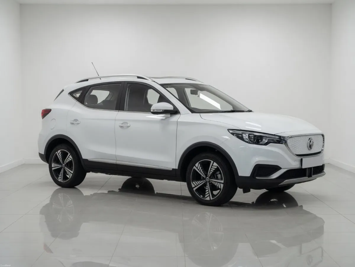 MG ZS 2021 - Image 1