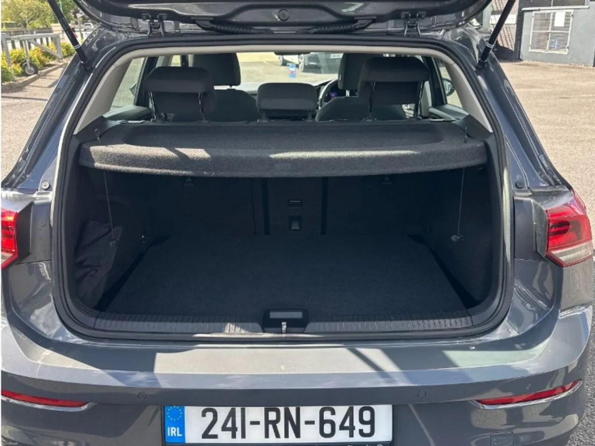 Volkswagen Golf 2.0 TDI 115HP Style DSG - Image 4